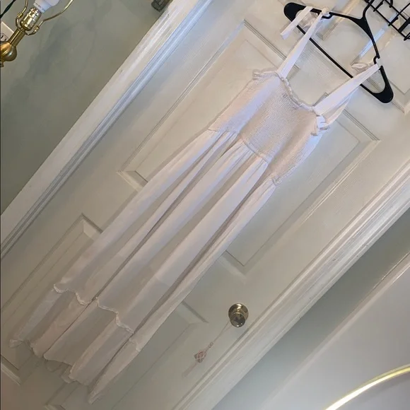 ZESICA White Flowy Maxi Dress - Picture 8 of 13